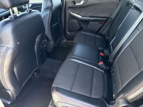 Used 2023 Ford Escape ST-Line image 14