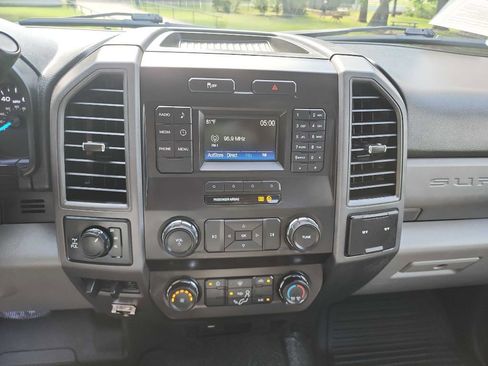 Used 2019 Ford F250 XL w/ XL Value Package AWD/4WD image 25