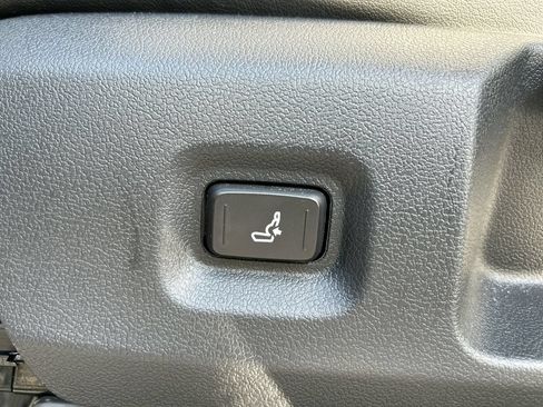 Certified 2024 Toyota Tacoma TRD Sport AWD/4WD image 12