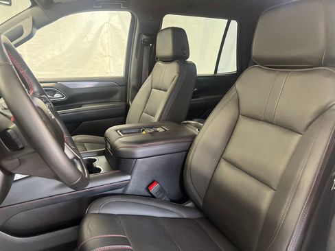 Used 2023 Chevrolet Tahoe RST w/ Luxury Package AWD/4WD image 19