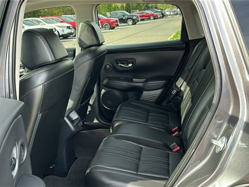 Used 2025 Honda HR-V EX-L image 23