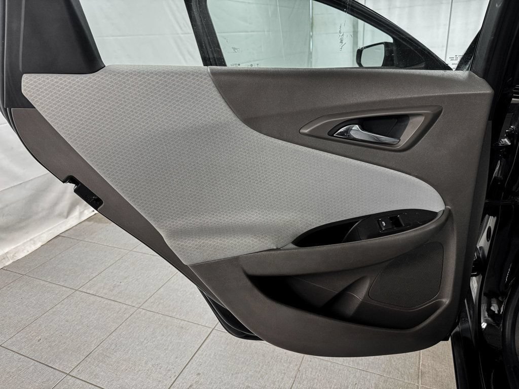 Used 2018 Chevrolet Malibu LS FWD image 15