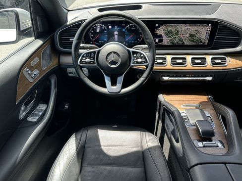 Used 2020 Mercedes-Benz GLS 450 4MATIC image 15
