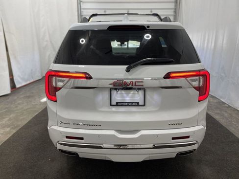 Used 2023 GMC Acadia Denali w/ Denali Technology Package AWD/4WD image 12