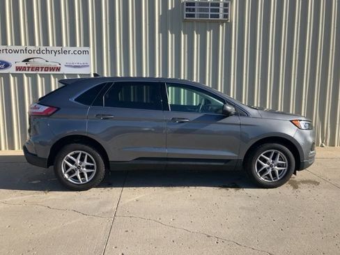 Used 2024 Ford Edge SEL w/ Convenience Package AWD/4WD image 1