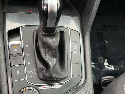 Used 2018 Volkswagen Tiguan S AWD/4WD image 20