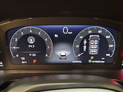 Used 2025 Honda Pilot Elite image 15