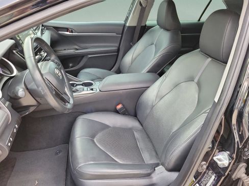Used 2024 Toyota Camry XLE FWD image 27