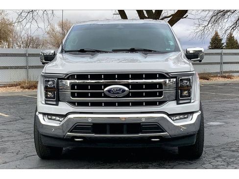 Used 2023 Ford F150 Lariat w/ Equipment Group 502A High image 3