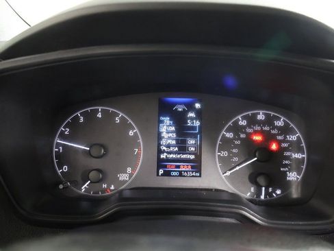 Used 2025 Toyota Corolla SE FWD image 38