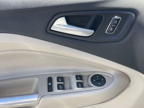 Used 2014 Ford Escape SE image 7