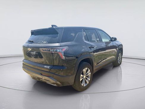 Used 2025 Chevrolet Equinox LT FWD image 5