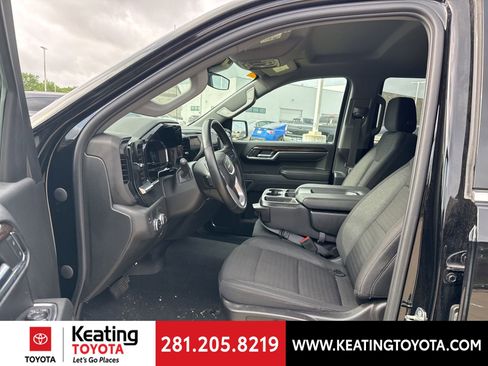 Used 2024 GMC Sierra 1500 SLE w/ Preferred Package image 17