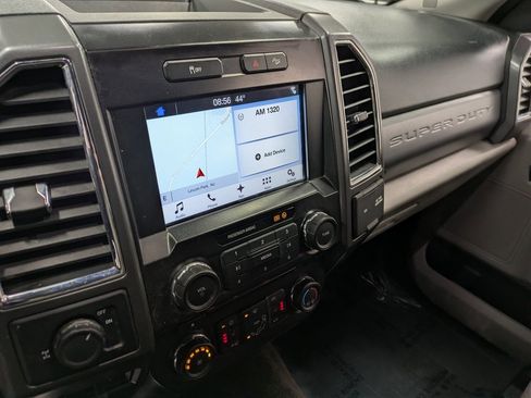 Used 2017 Ford F350 XLT image 10