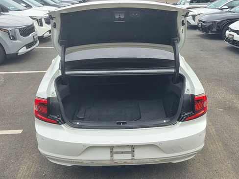 Used 2023 Volvo S90 B6 Ultimate w/ Protection Package AWD/4WD image 33