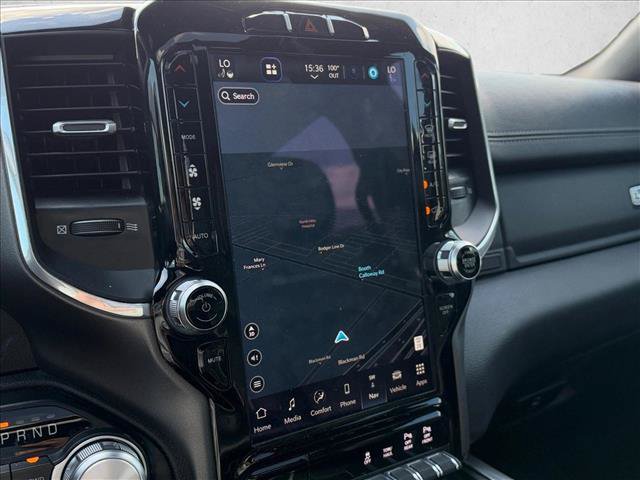 Used 2022 RAM 1500 Laramie AWD/4WD image 15