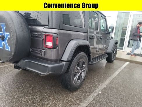 Used 2023 Jeep Wrangler Sport image 5