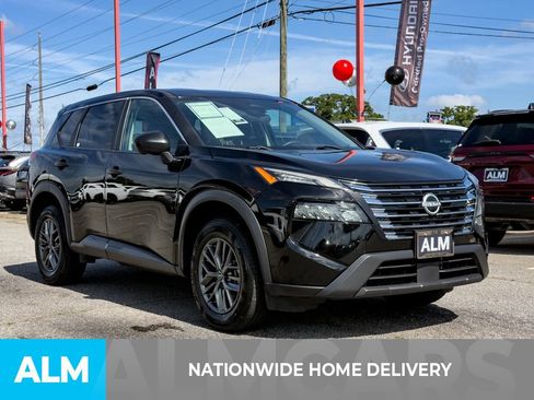 Used 2024 Nissan Rogue S FWD image 4