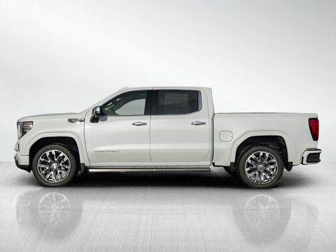 New 2026 GMC Sierra 1500 Denali w/ Denali Reserve Package image 4