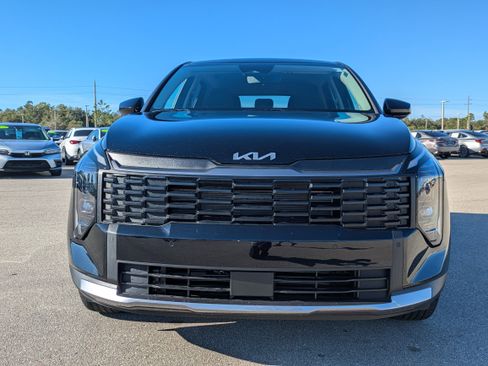 Certified 2026 Kia Sportage LX image 3