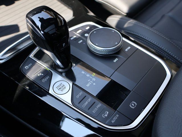 Used 2023 BMW X3 xDrive30i w/ Premium Package w/ZPA AWD/4WD image 19