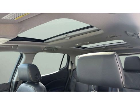 Used 2019 GMC Acadia SLT image 11