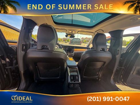 Used 2022 Volvo S90 B6 Momentum AWD/4WD image 13