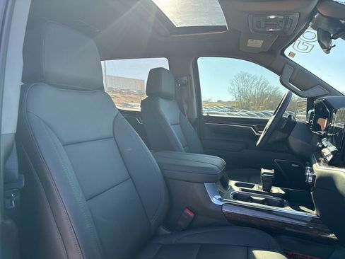 New 2025 GMC Sierra 1500 Elevation w/ Elevation Premium Package image 23