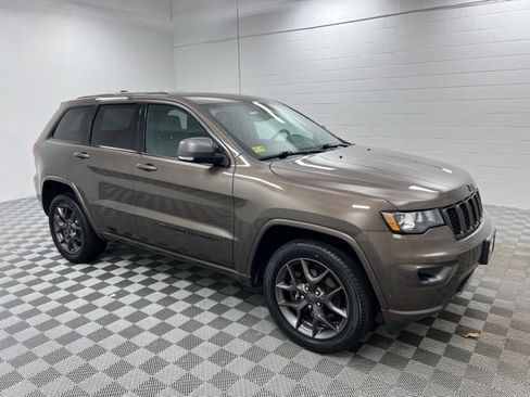 Used 2021 Jeep Grand Cherokee Limited w/ Quick Order Package 28K 80th AWD/4WD image 4