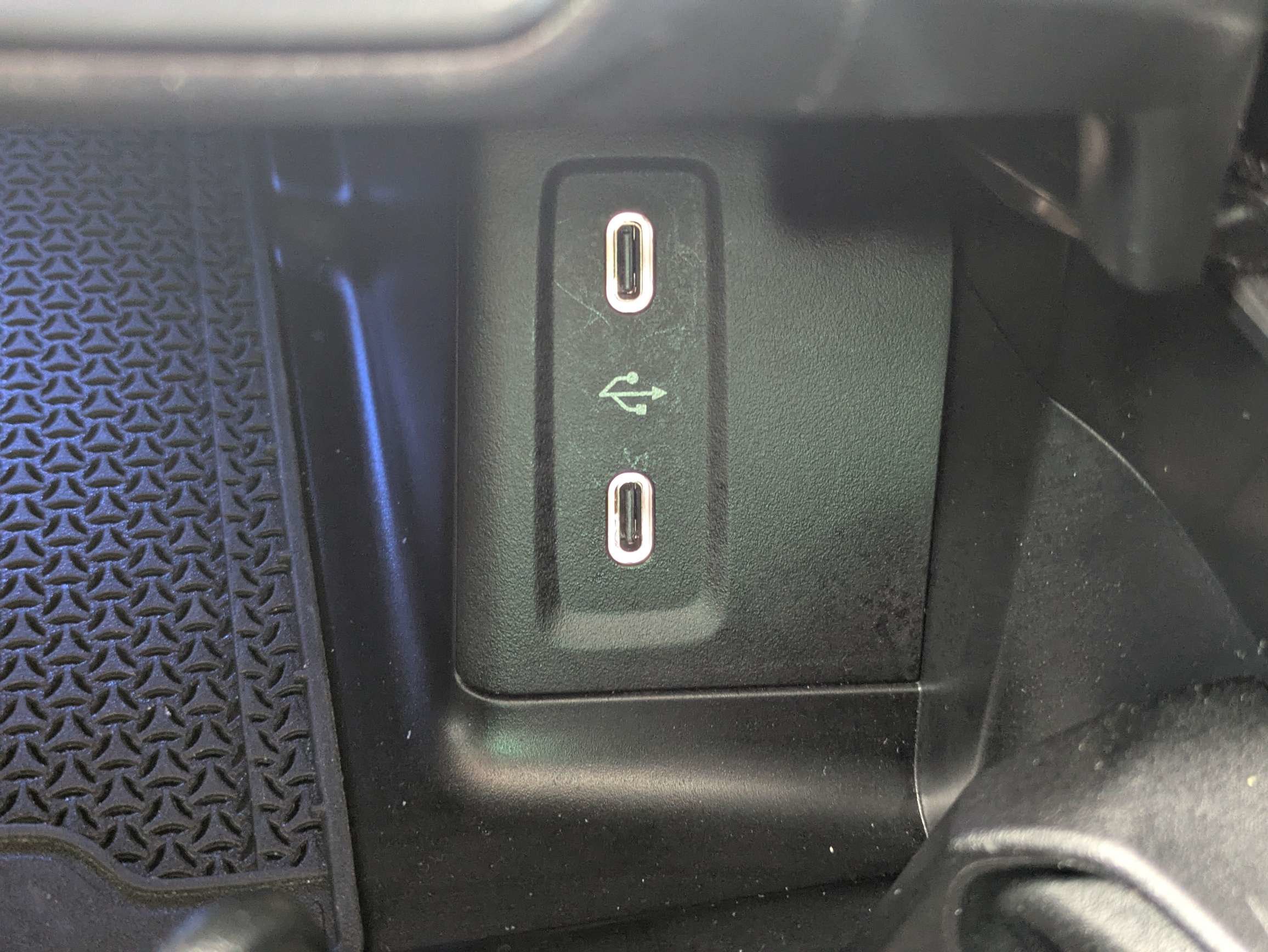 Certified 2025 Mercedes-Benz GLC 300 image 19