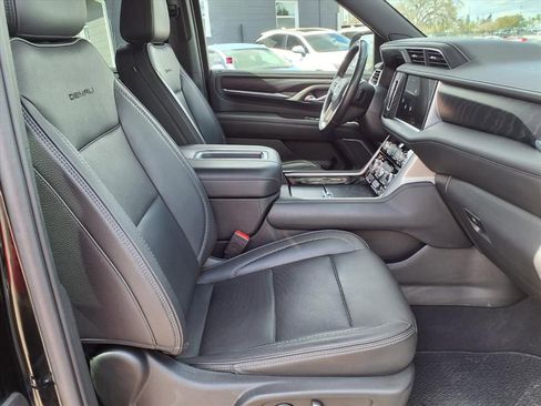 Used 2022 GMC Yukon Denali AWD/4WD image 14
