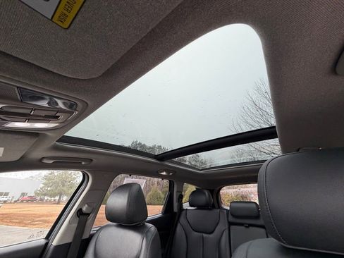 Used 2020 Hyundai Santa Fe Limited image 23