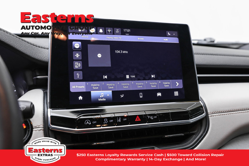 Used 2024 Jeep Compass Limited AWD/4WD image 16