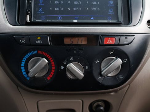 Used 2002 Toyota RAV4 2WD image 26