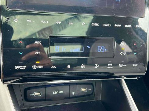 Used 2024 Hyundai Tucson Limited image 28