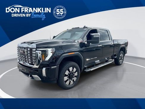 New 2026 GMC Sierra 2500 Denali w/ Denali Reserve Package AWD/4WD image 1