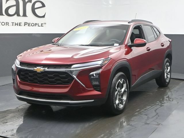 Used 2025 Chevrolet Trax LT w/ Driver Confidence Package FWD image 7