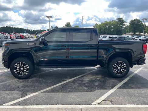 New 2026 GMC Sierra 1500 AT4 w/ AT4 Premium Package AWD/4WD image 24