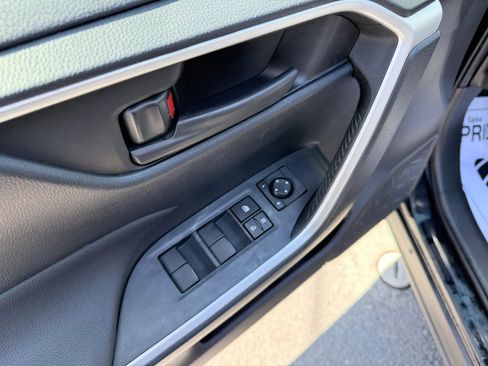 Used 2019 Toyota RAV4 LE w/ All Weather Liner Package AWD/4WD image 14