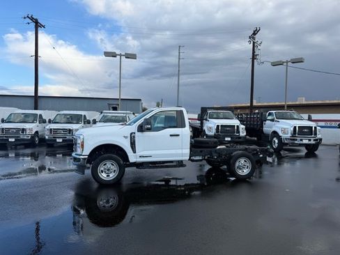 New 2024 Ford F350 XL w/ XL Chrome Package AWD/4WD image 4