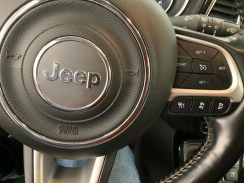 Used 2021 Jeep Compass Limited image 24