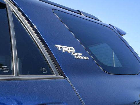 Used 2023 Toyota 4Runner TRD Off-Road image 12