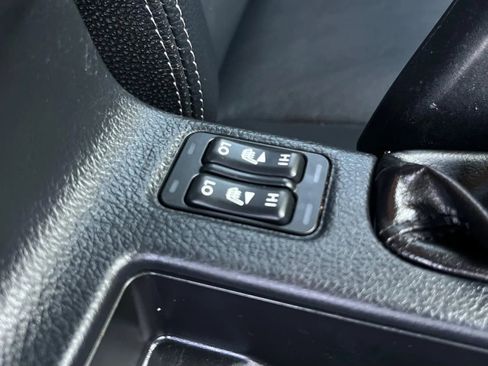 Used 2015 Subaru Impreza 2.0i Limited image 18