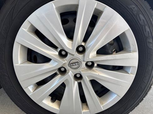 Used 2024 Nissan Sentra S FWD image 5