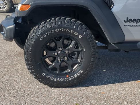 Used 2021 Jeep Wrangler Unlimited Sport image 10