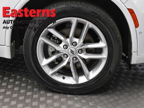Used 2025 Dodge Durango GT AWD/4WD image 32
