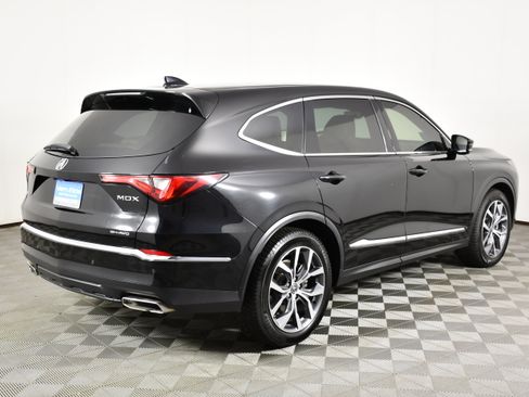 Used 2022 Acura MDX w/ Technology Package AWD/4WD image 6