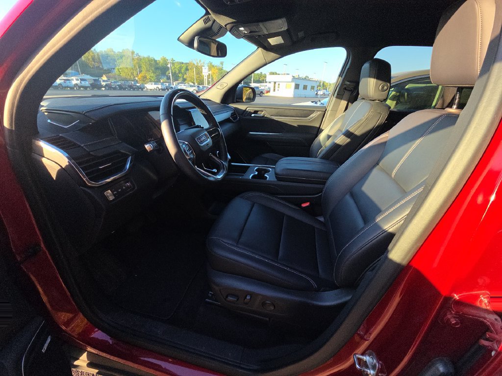 Used 2024 GMC Acadia Elevation w/ Super Cruise Package AWD/4WD image 7