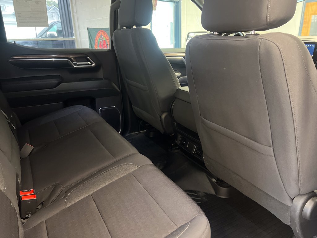 Used 2024 Chevrolet Silverado 1500 RST AWD/4WD image 48