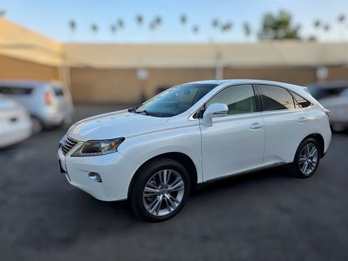 Used 2015 Lexus RX 450h FWD image 3